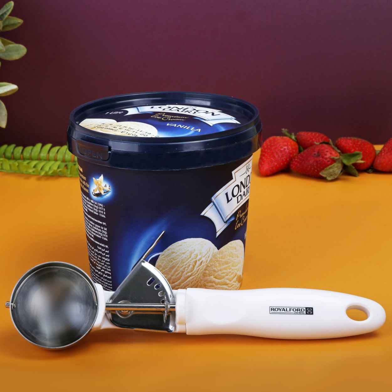 Royalford Rf1670-Ics Stainless Steel Ice Cream Scoop - Ice Cream Scoop With Trigger Lever And Comfort Grip Handle | Ideal For Ice Cream, Smashed Potatoes, Cookie Dough, Rice Pudding, Bite-Sized Vegetables & More