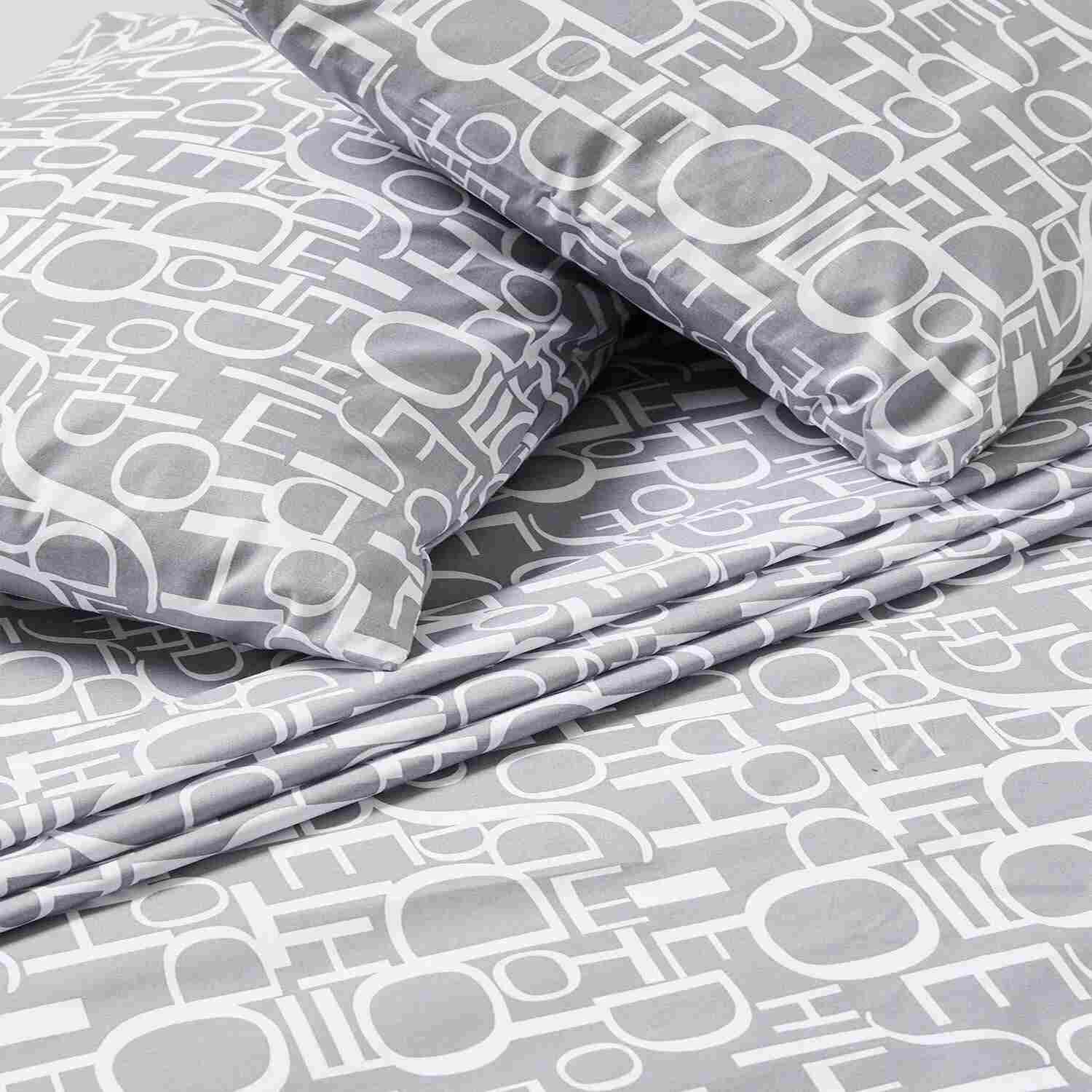 Rishahome 3-Piece Printed 180 Tc Cotton Bedsheet Set Queen Size, Premium Collection (1 Bedsheet + 2 Pillow Cases) Regent Stack