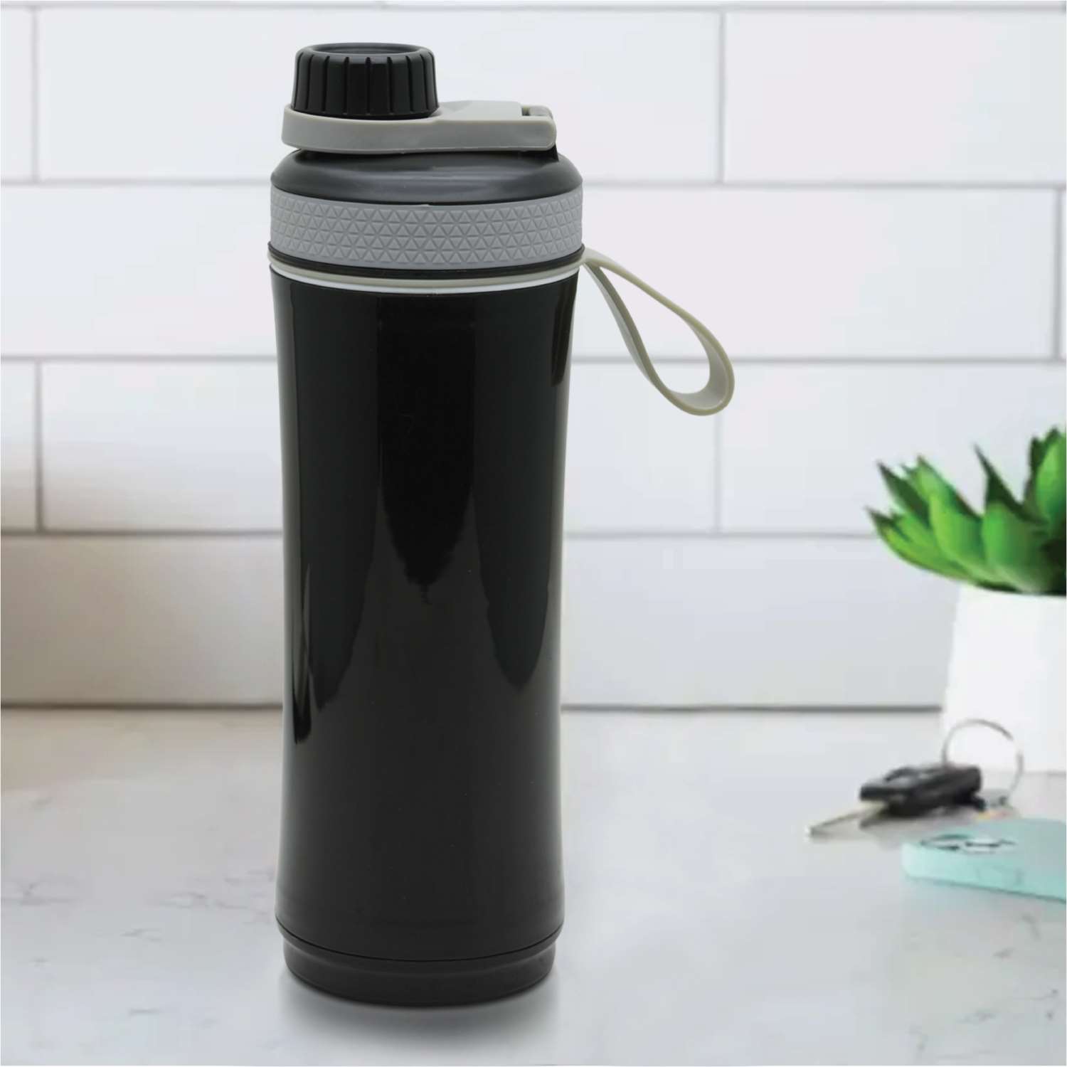 Selvel Cooltech Plastic Water Bottle Black 600Ml